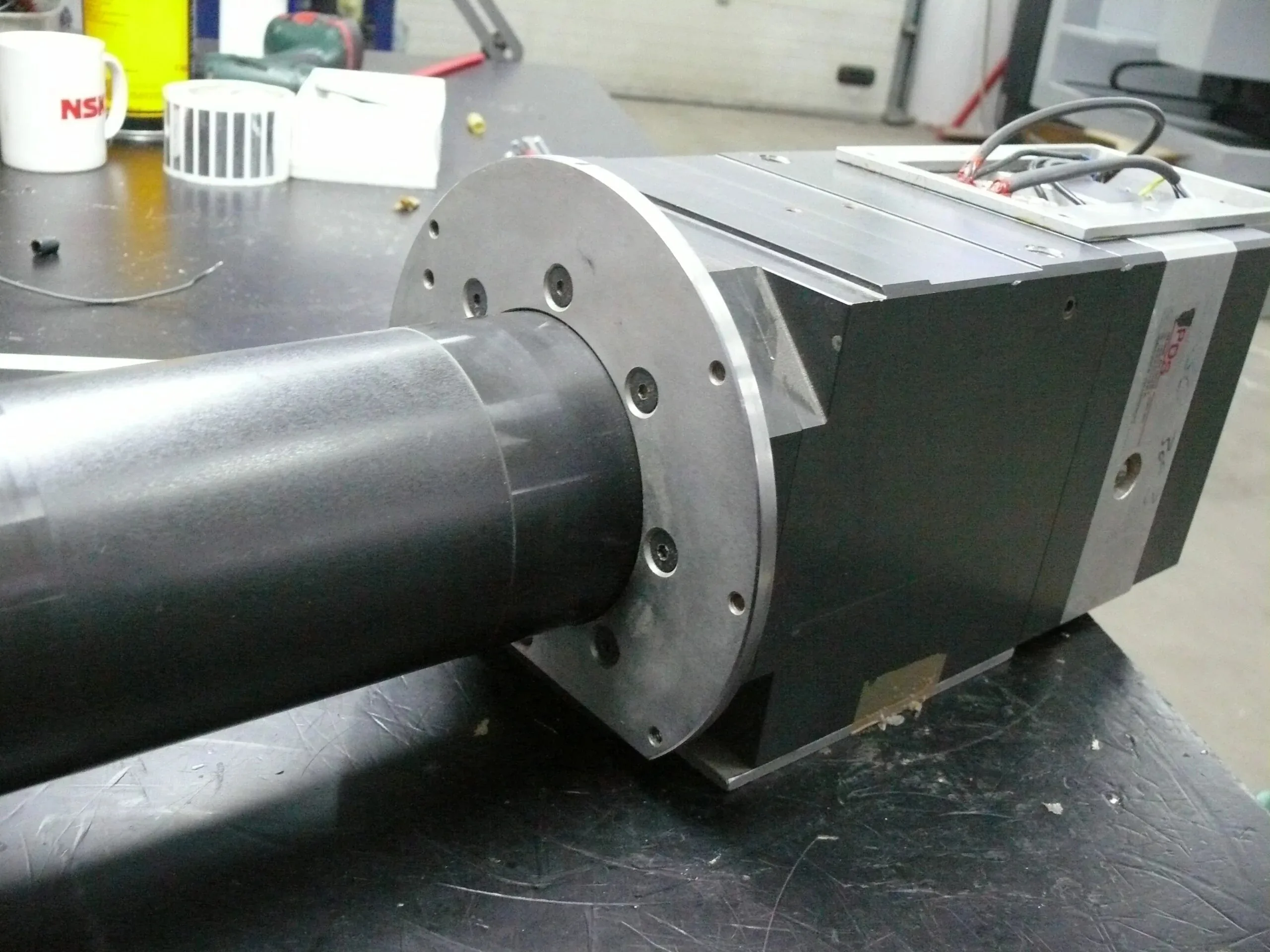 Wymiana łożysk elektrowrzeciona OMLAT 1277 – serwis wrzeciona CNC