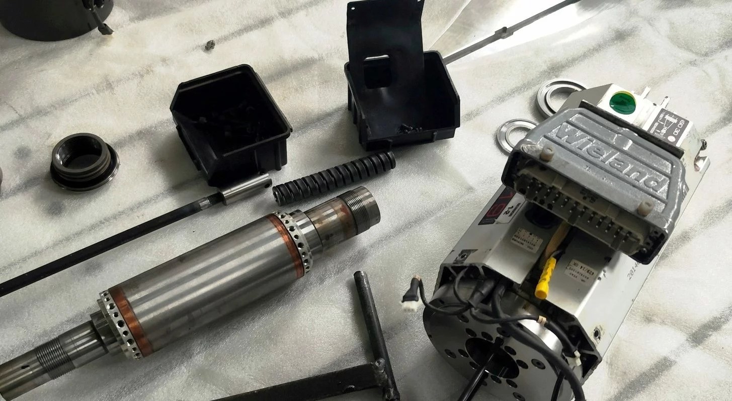 Zdjęcie z realizacji - Regeneracja elektrowrzeciona CNC