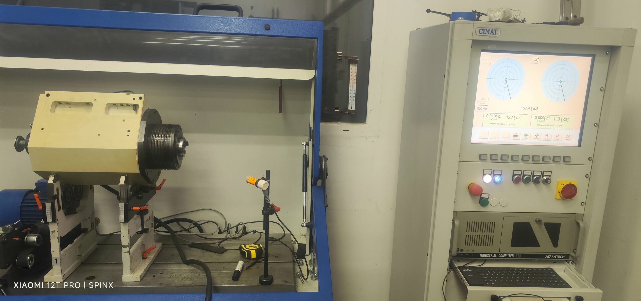 Wyważanie elektrowrzeciona CMS z obrabiarki pięcioosiowej Hurco